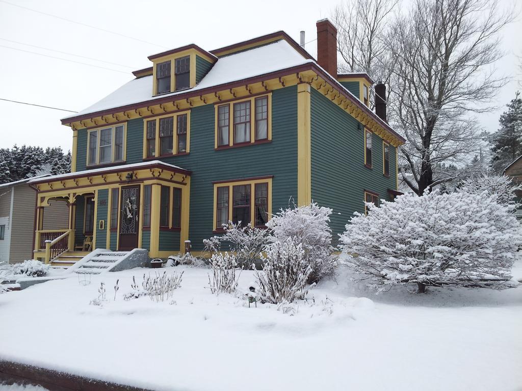 The Spaniards Room Heritage Home Spaniards Bay Екстериор снимка