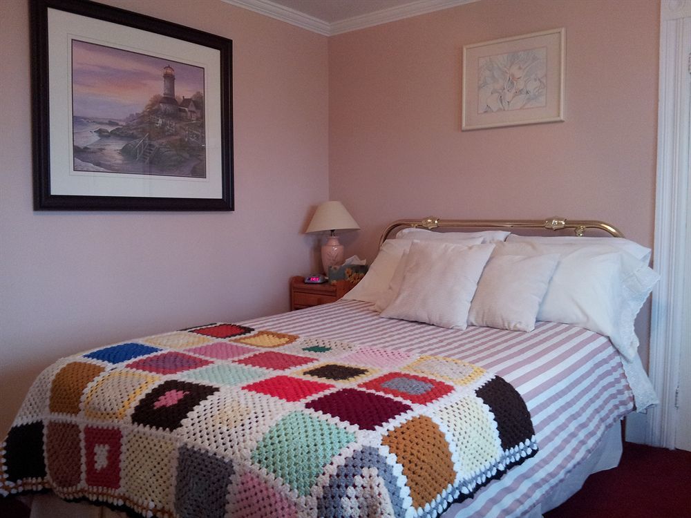 The Spaniards Room Heritage Home Spaniards Bay Екстериор снимка